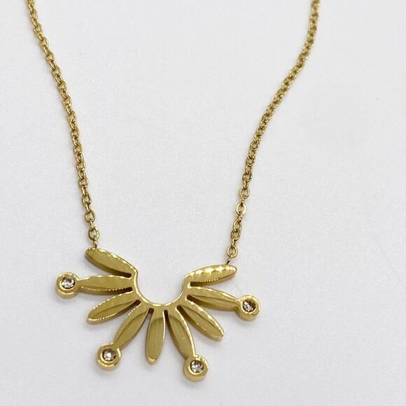 NEW Abstract Sunrise Gold Layering Necklace - Picture 8 of 16